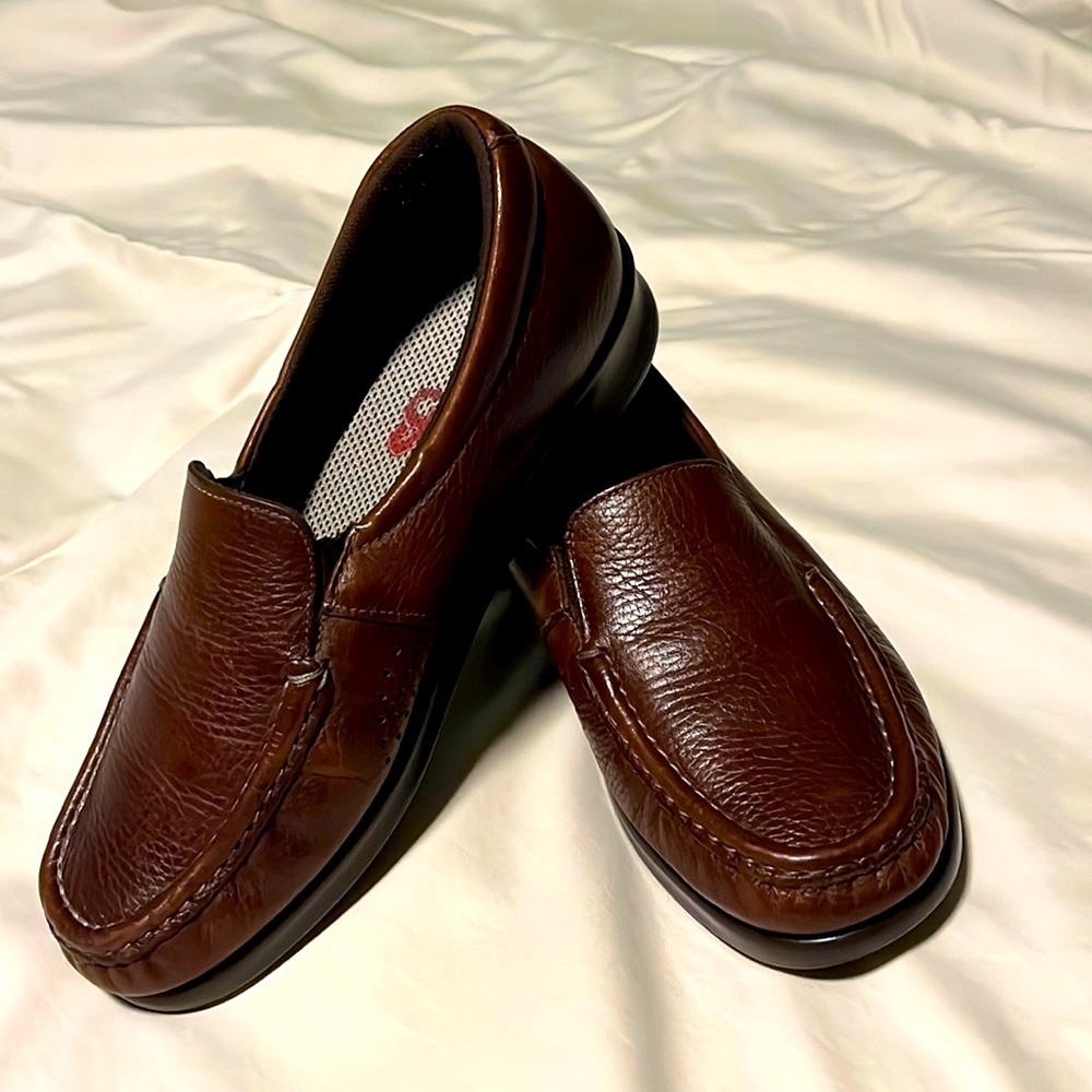 SAS  Loafer Size 6.5
